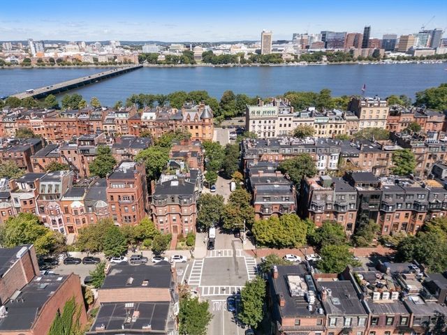 18 Hereford St, Boston, MA 02115