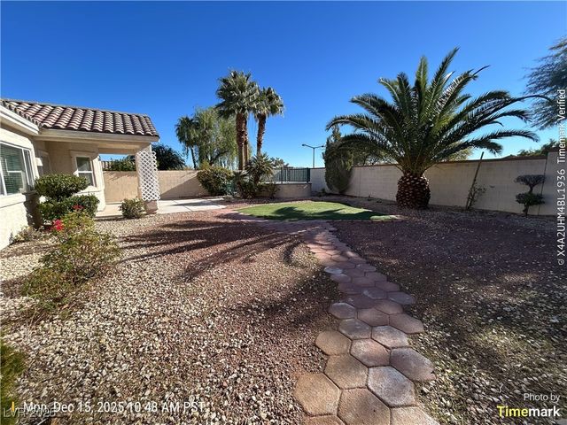11165 Shadow Nook Court, Las Vegas, NV 89144