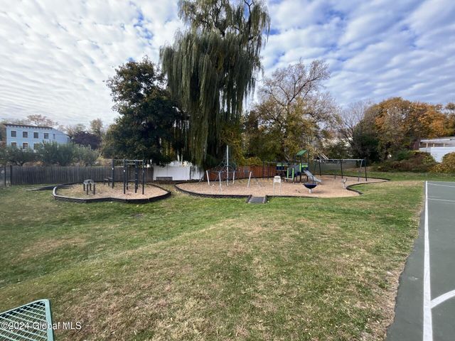 64 Alexander Street, Albany, NY 12202