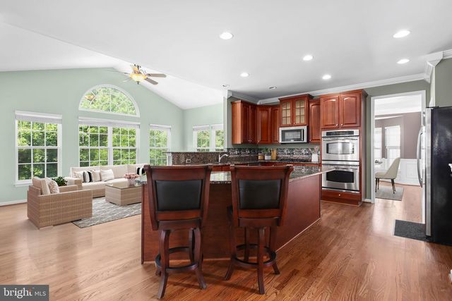 71 RIGGS RD, Fredericksburg, VA 22405