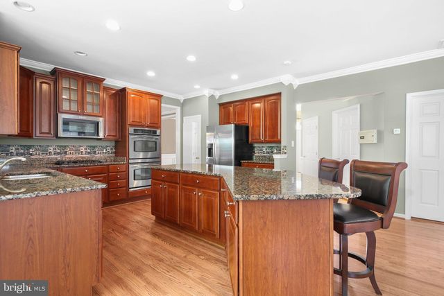 71 RIGGS RD, Fredericksburg, VA 22405