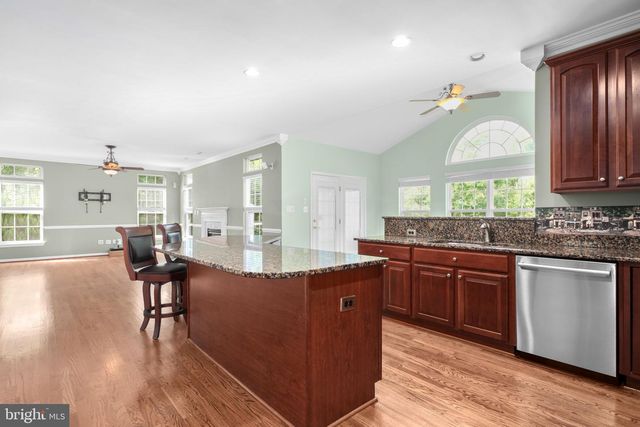 71 RIGGS RD, Fredericksburg, VA 22405