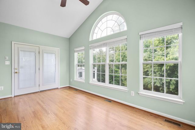 71 RIGGS RD, Fredericksburg, VA 22405