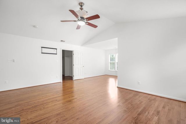 71 RIGGS RD, Fredericksburg, VA 22405