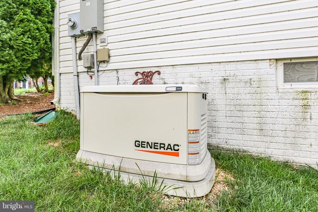 71 RIGGS RD, Fredericksburg, VA 22405