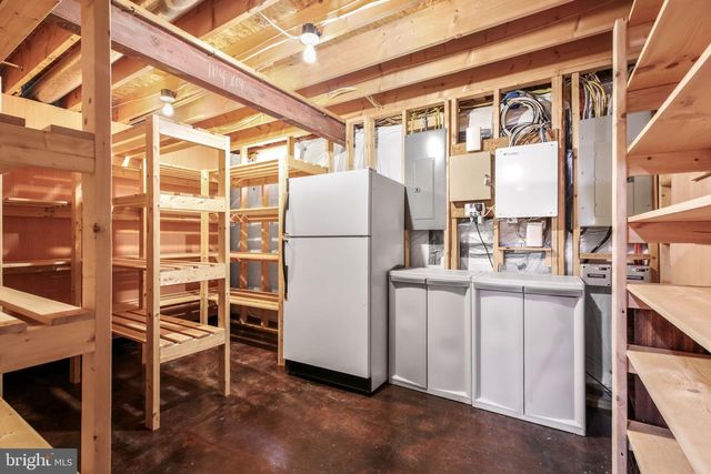 71 RIGGS RD, Fredericksburg, VA 22405