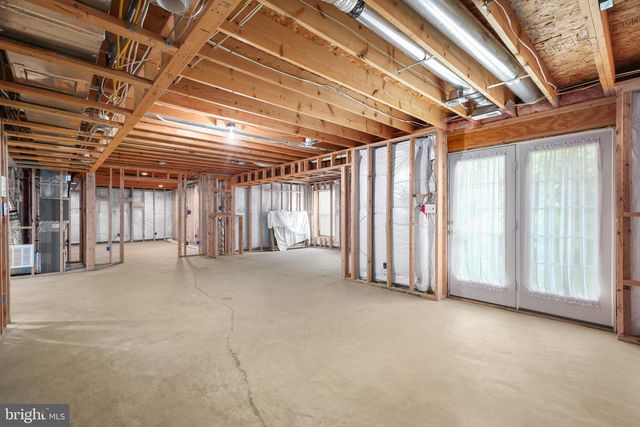 71 RIGGS RD, Fredericksburg, VA 22405