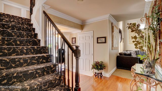 44 Kentucky Way, Freehold, NJ 07728