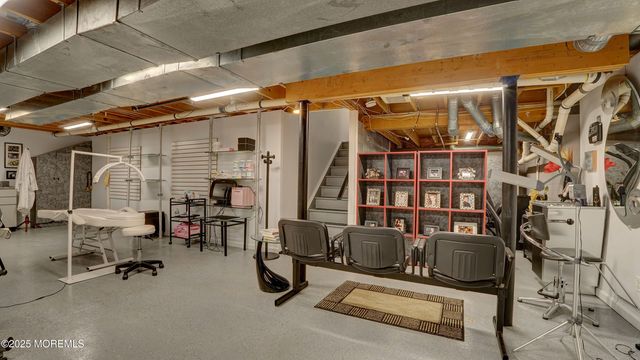 44 Kentucky Way, Freehold, NJ 07728