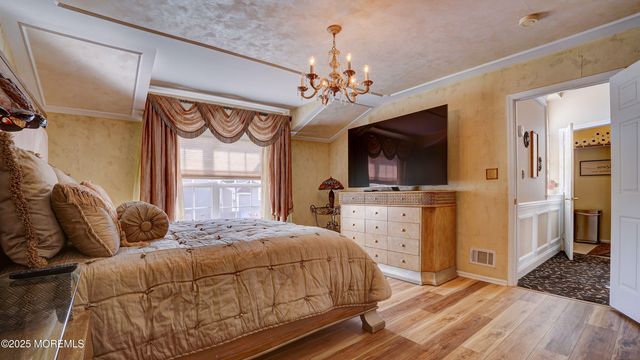 44 Kentucky Way, Freehold, NJ 07728