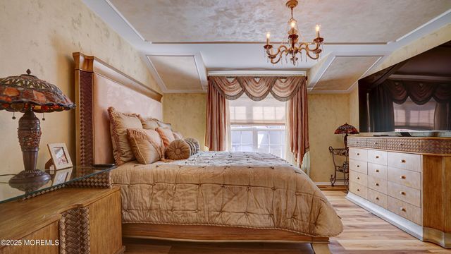 44 Kentucky Way, Freehold, NJ 07728