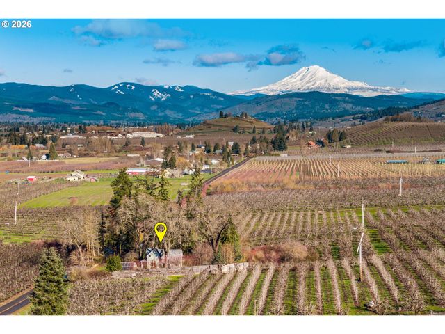 3225 THOMSEN Rd, Hood River, OR 97031
