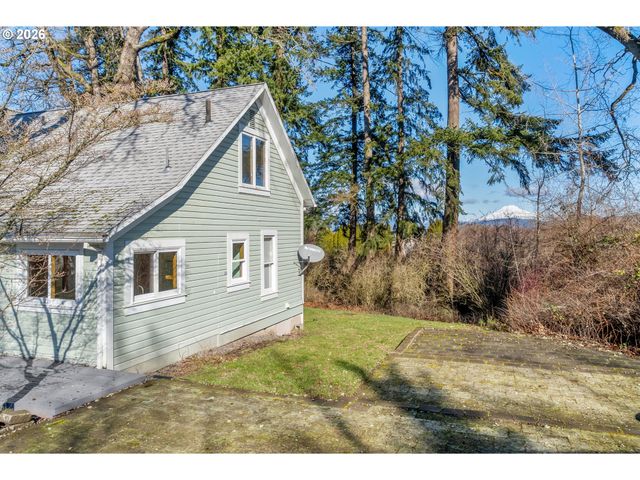 3225 THOMSEN Rd, Hood River, OR 97031