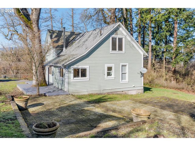 3225 THOMSEN Rd, Hood River, OR 97031