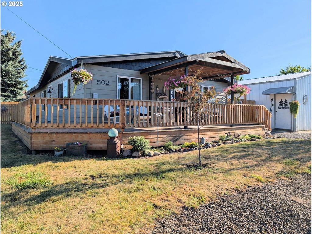 502 COLUMBUS St, Elgin, OR 97827