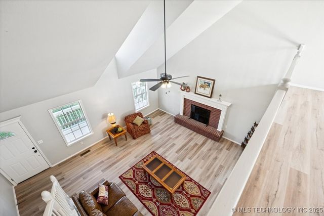 10406 E 126th Street North, Collinsville, OK 74021