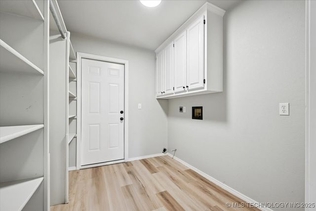 10406 E 126th Street North, Collinsville, OK 74021