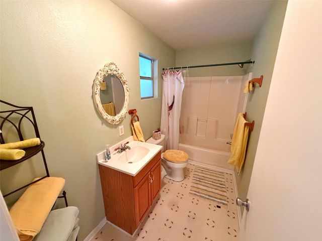 10347 Cr 408, Normangee, TX 77871