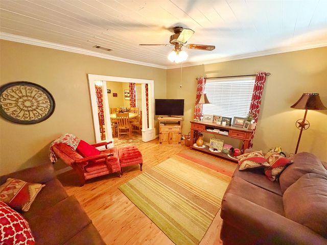 10347 Cr 408, Normangee, TX 77871
