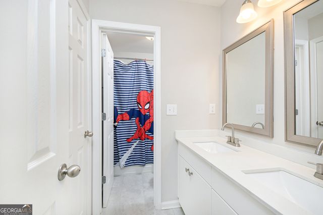 387 Fern Court, Hoschton, GA 30548