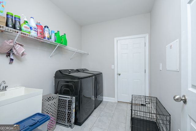 387 Fern Court, Hoschton, GA 30548