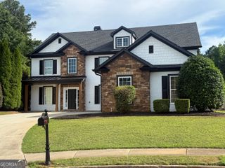 387 Fern Court, Hoschton, GA 30548