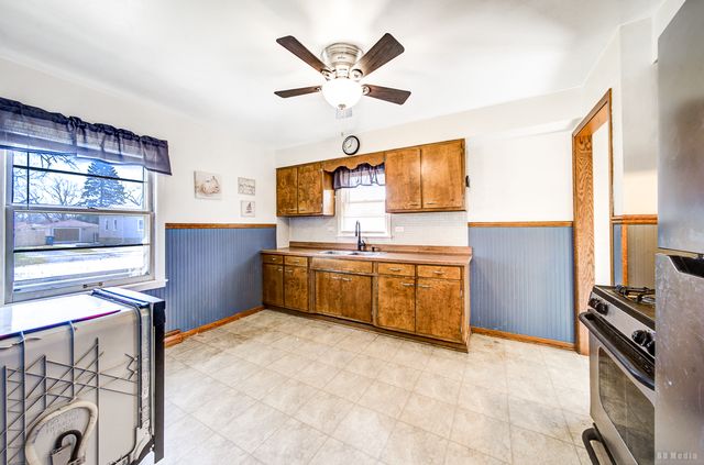 14928 Keeler Avenue, Midlothian, IL 60445