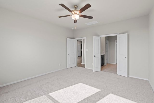 203 Backwood PASS, Taylor, TX 76574
