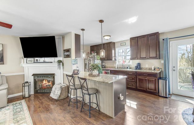 92 Willow Bend, Hendersonville, NC 28792