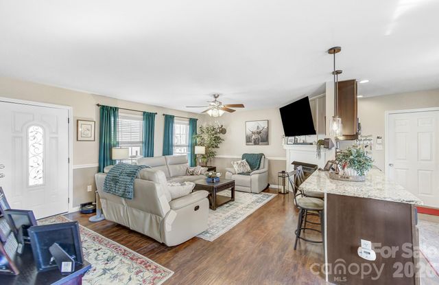 92 Willow Bend, Hendersonville, NC 28792