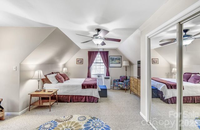 92 Willow Bend, Hendersonville, NC 28792