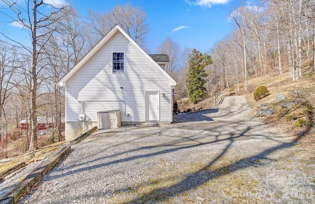 92 Willow Bend, Hendersonville, NC 28792