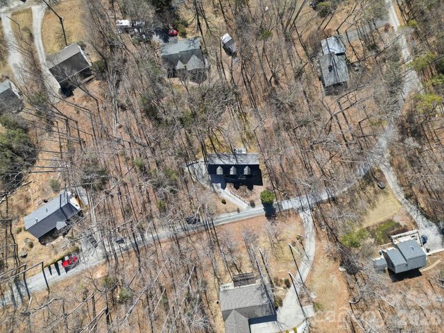 92 Willow Bend, Hendersonville, NC 28792