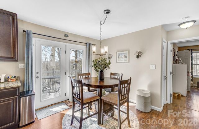 92 Willow Bend, Hendersonville, NC 28792