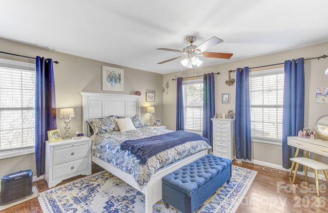 92 Willow Bend, Hendersonville, NC 28792