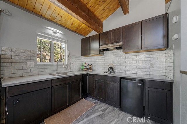 33080 Robin Lane, Los Angeles, CA 92382