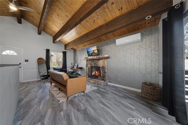 33080 Robin Lane, Los Angeles, CA 92382