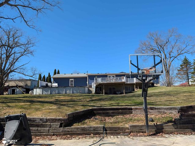 7494 N State Road, Davison, MI 48423