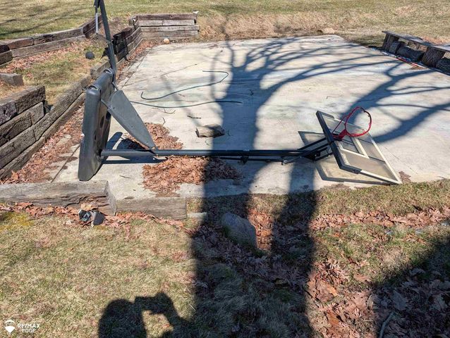 7494 N State Road, Davison, MI 48423