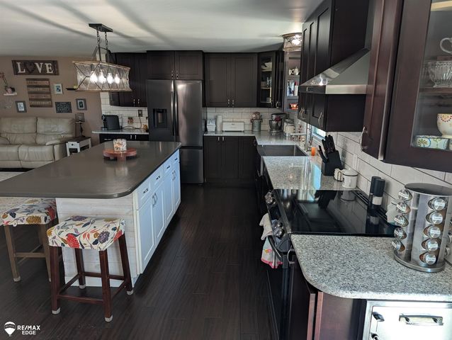 7494 N State Road, Davison, MI 48423