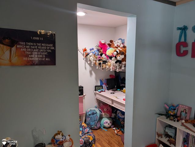 7494 N State Road, Davison, MI 48423