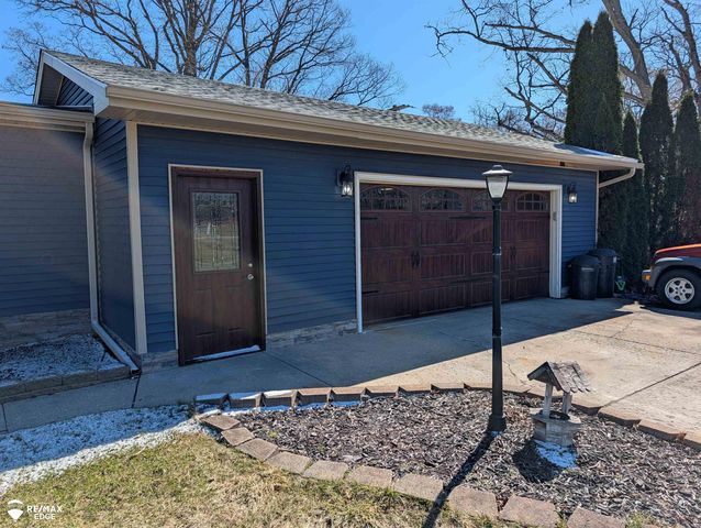 7494 N State Road, Davison, MI 48423