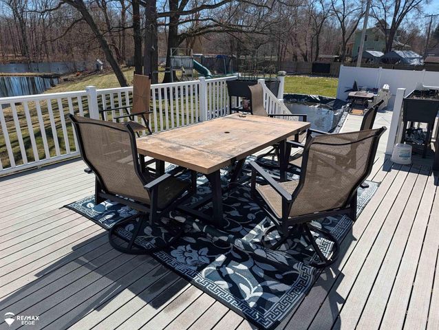 7494 N State Road, Davison, MI 48423