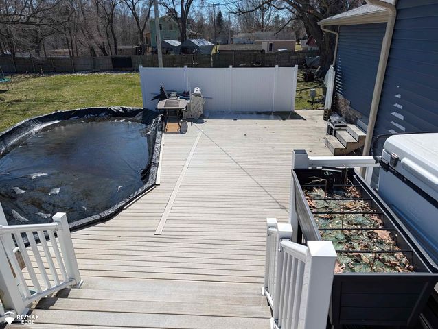 7494 N State Road, Davison, MI 48423