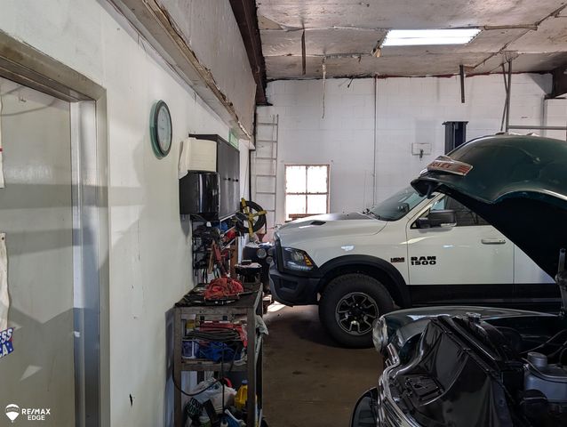 7494 N State Road, Davison, MI 48423