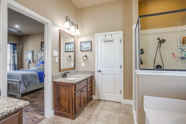 8401 Fullerton Drive, Cleburne, TX 76033