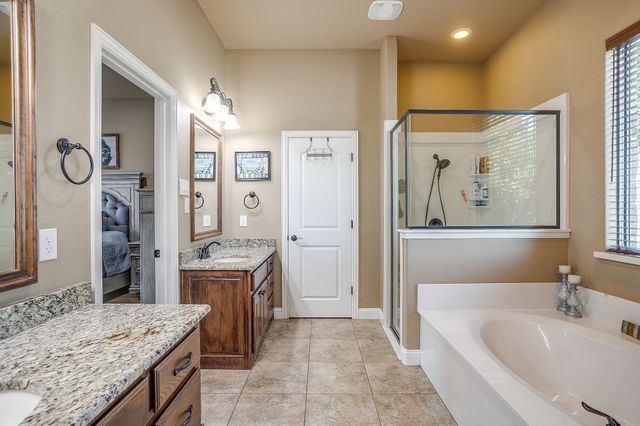 8401 Fullerton Drive, Cleburne, TX 76033