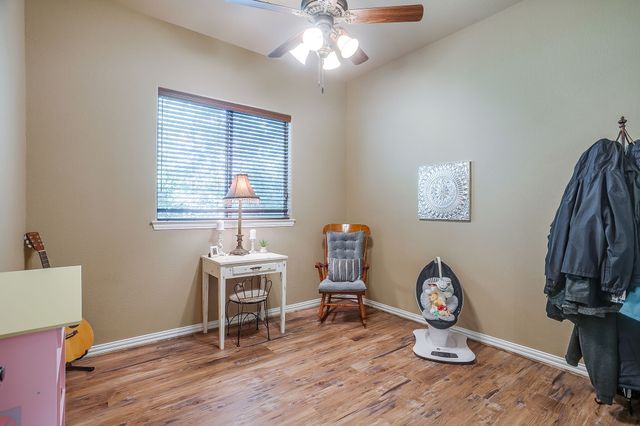 8401 Fullerton Drive, Cleburne, TX 76033