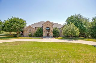 8401 Fullerton Drive, Cleburne, TX 76033