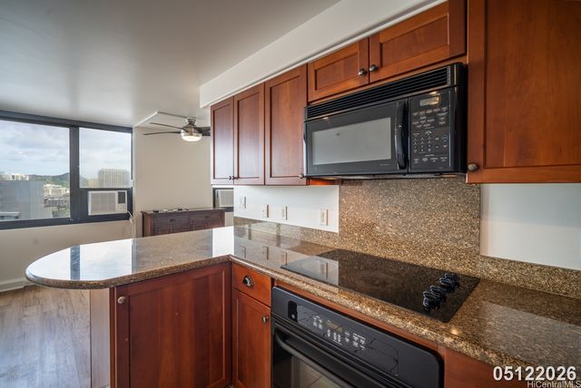 343 Hobron Lane 2606, Honolulu, HI 96815